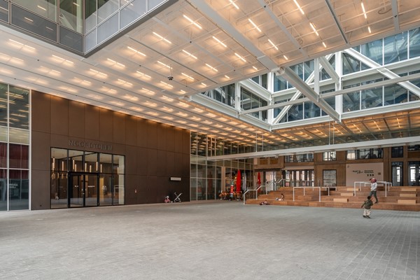 Medium property photo - Halvemaanpassage 87, 3011 DL Rotterdam